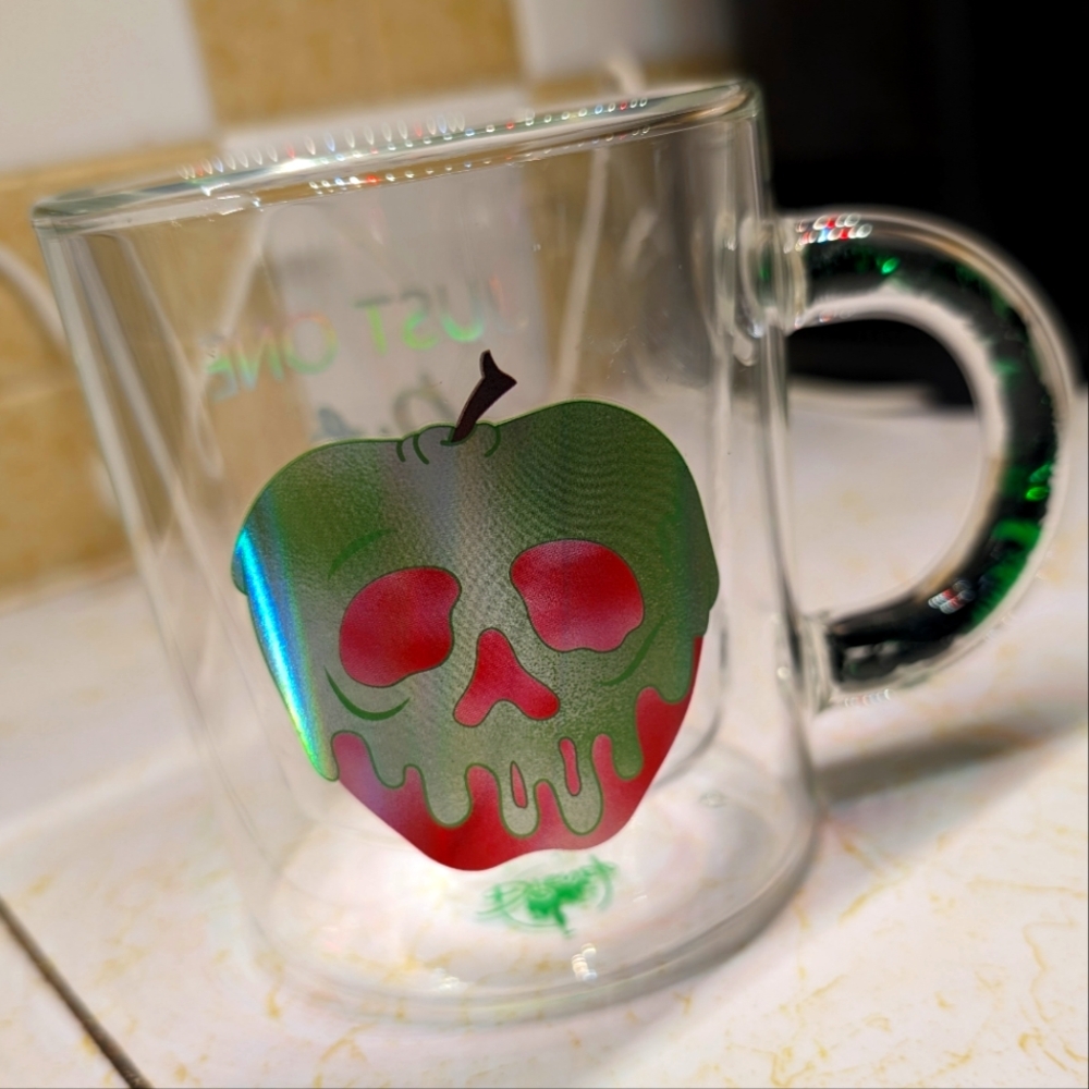 Disney Parks RARE holographic‎ Snow White clear glass hollow 12oz coffee mug